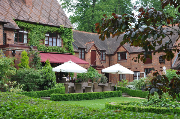 WaddesdeonFiveArrows130619-7