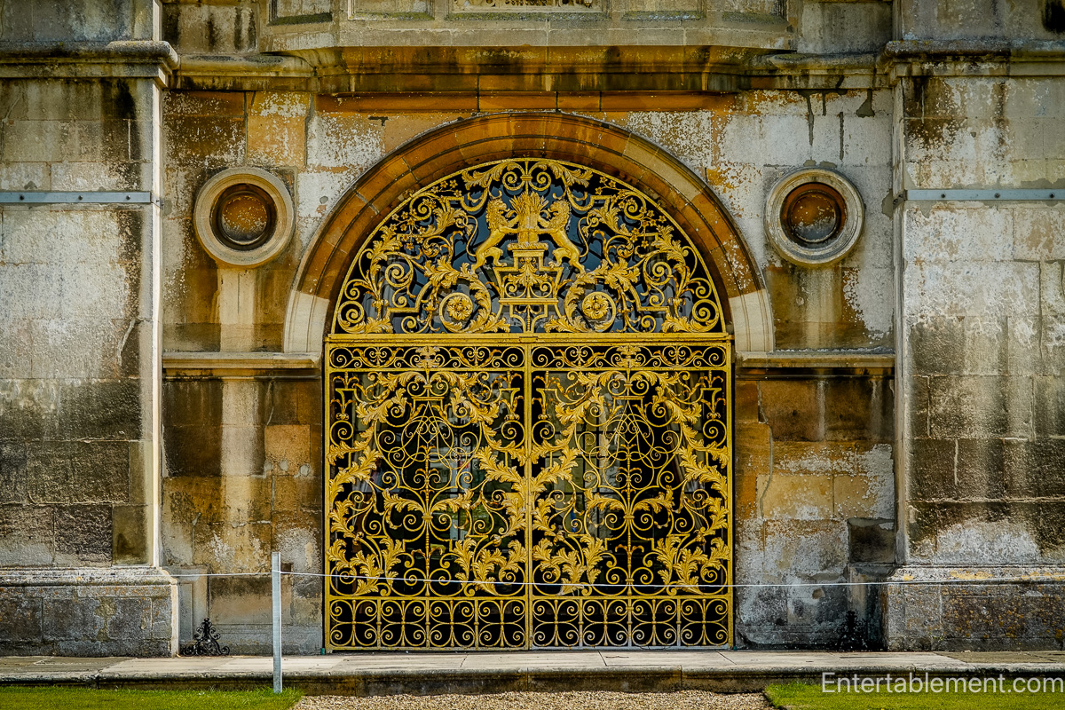 アート・デザイン・音楽 Burghley House Burghley: An Elizabethan Jewel with a Theatrical Heart