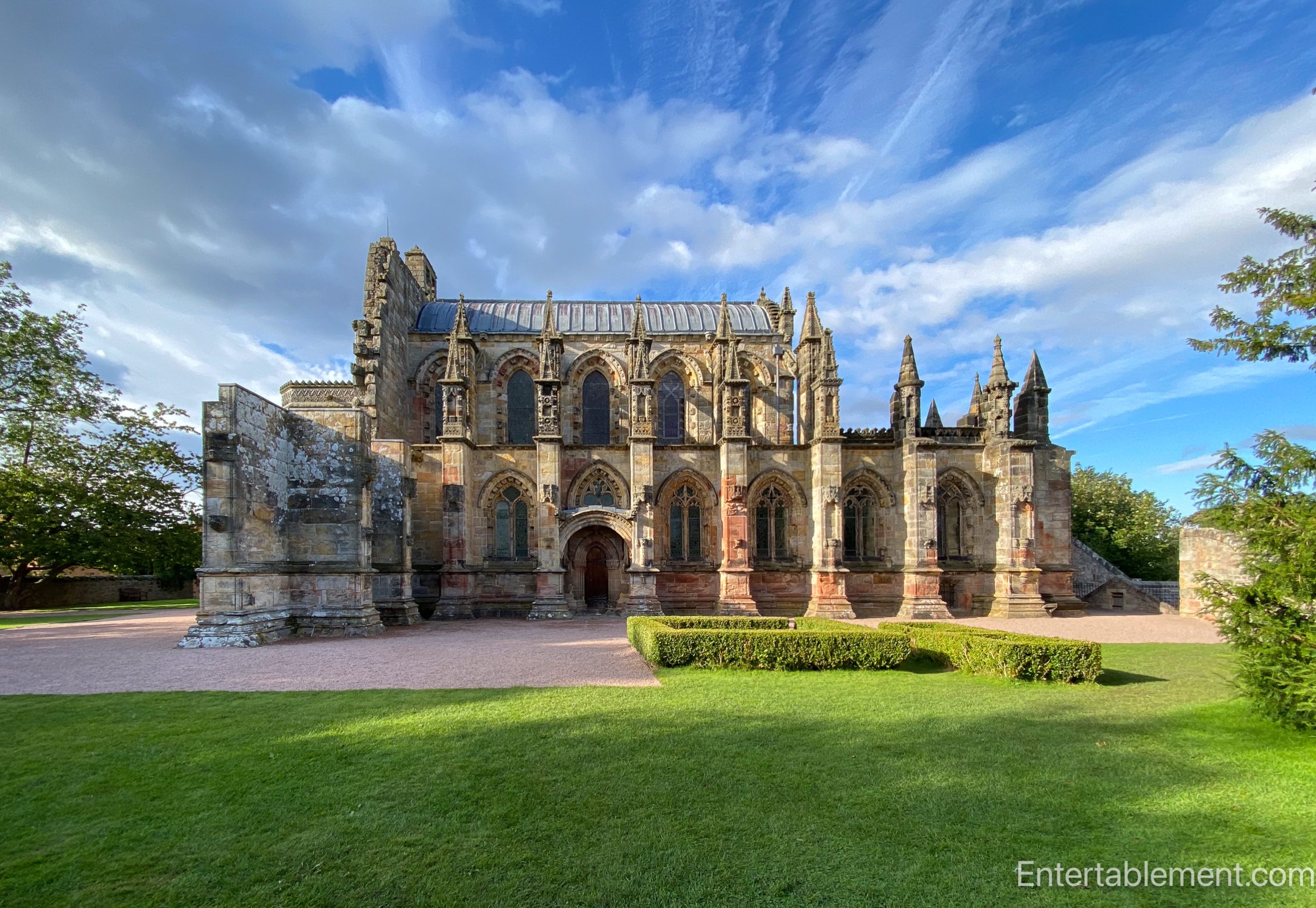 Ross Ly Rosslyn Chapel: A Place of Mystery, Beauty, and Legends ...