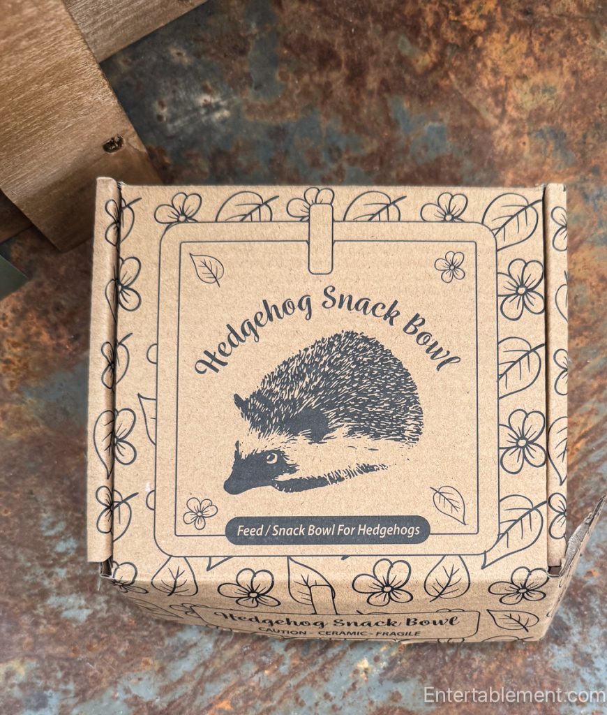 Box labelled “Hedgehog Snack Bowl” with illustrated hedgehog.